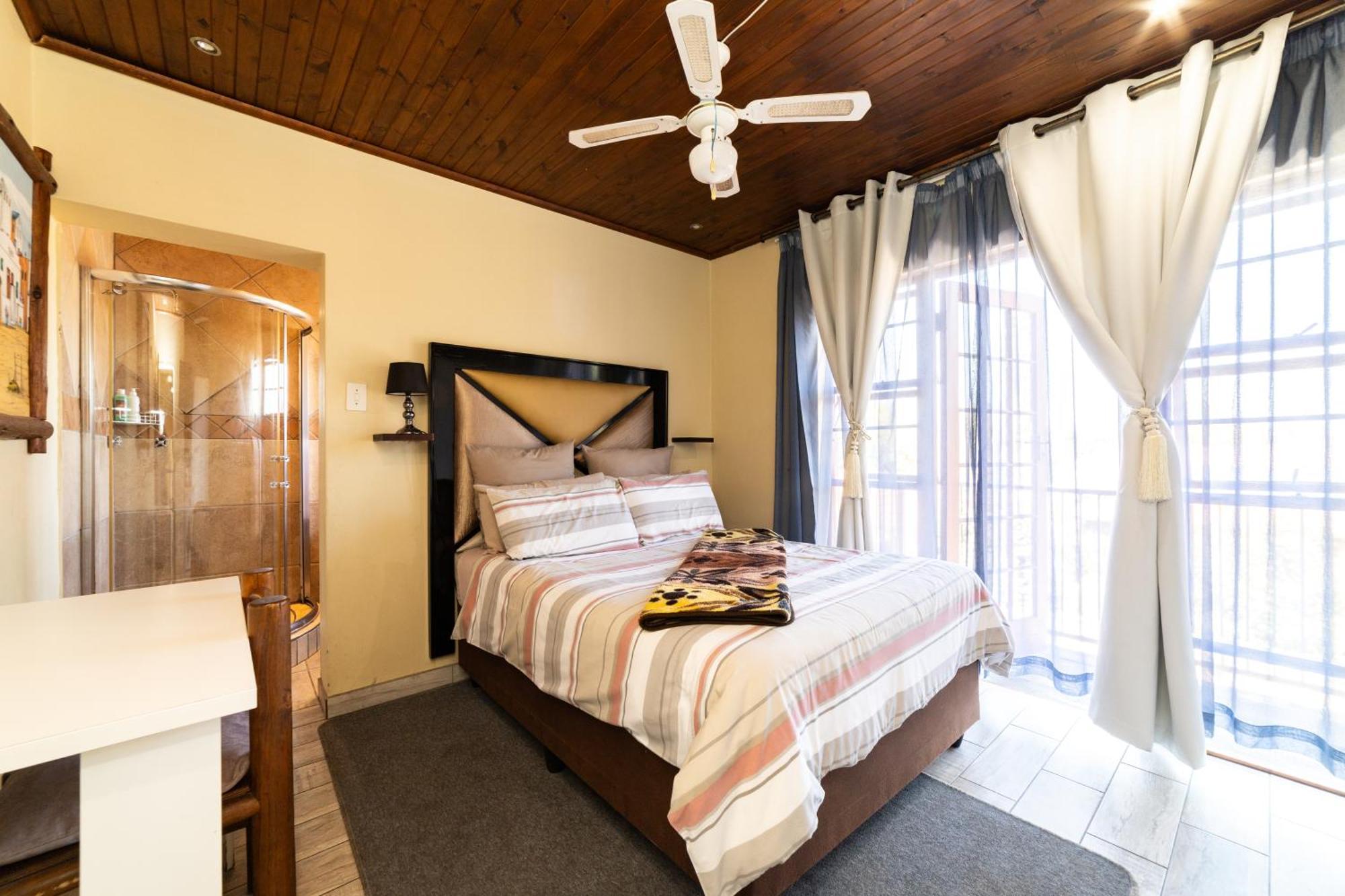 Thatch Haven Guesthouse 켄투리온 외부 사진