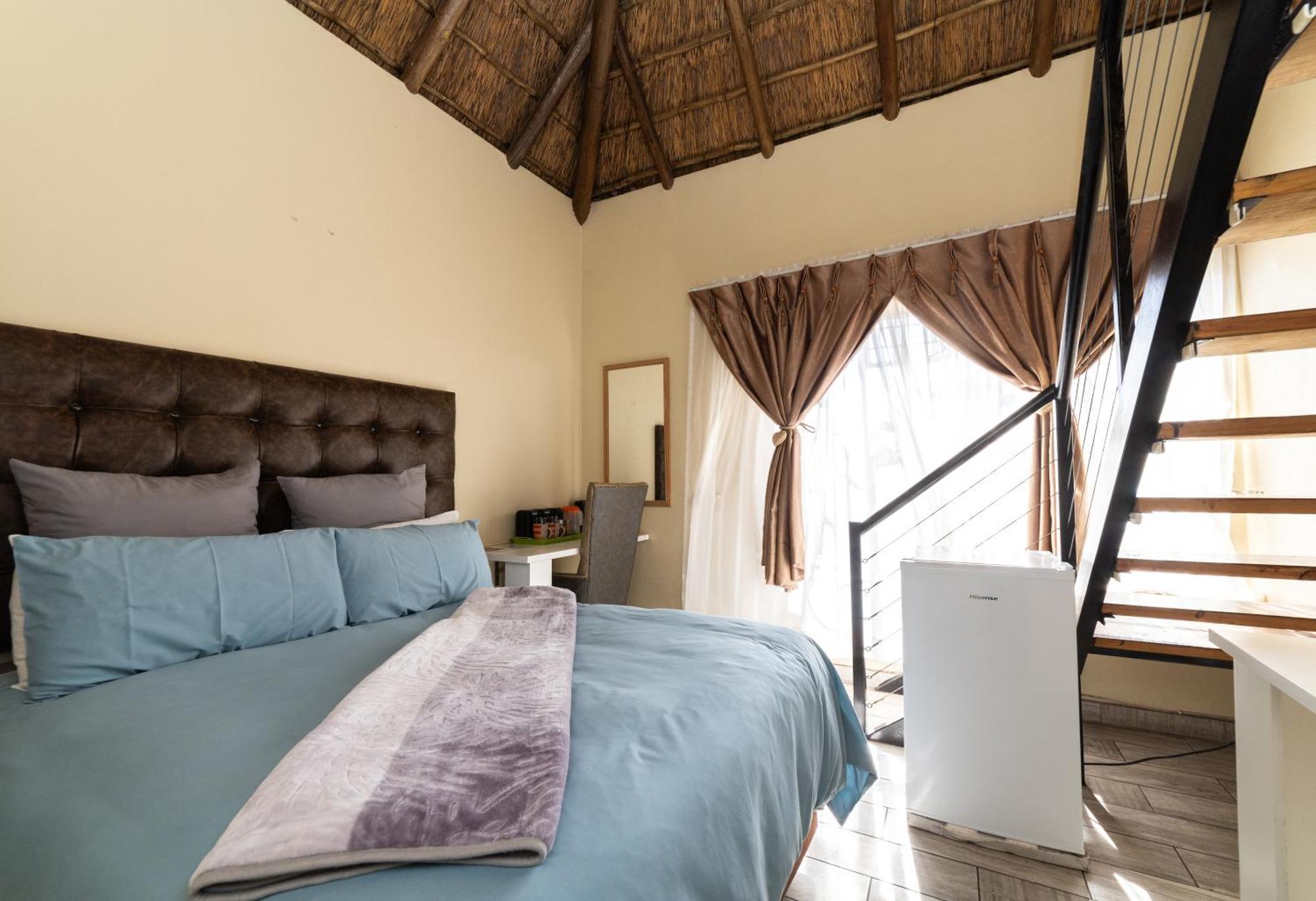Thatch Haven Guesthouse 켄투리온 외부 사진